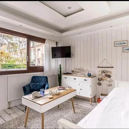 : Magnifique En Face Du Casino ! * Deauville