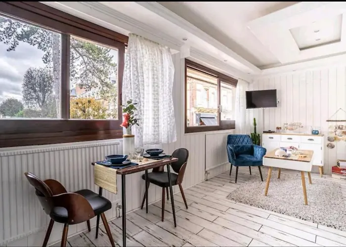 : Magnifique En Face Du Casino ! * ドーヴィル